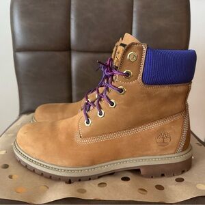 Timberland Women’s Brown Boots with Blue and Purple Highlights